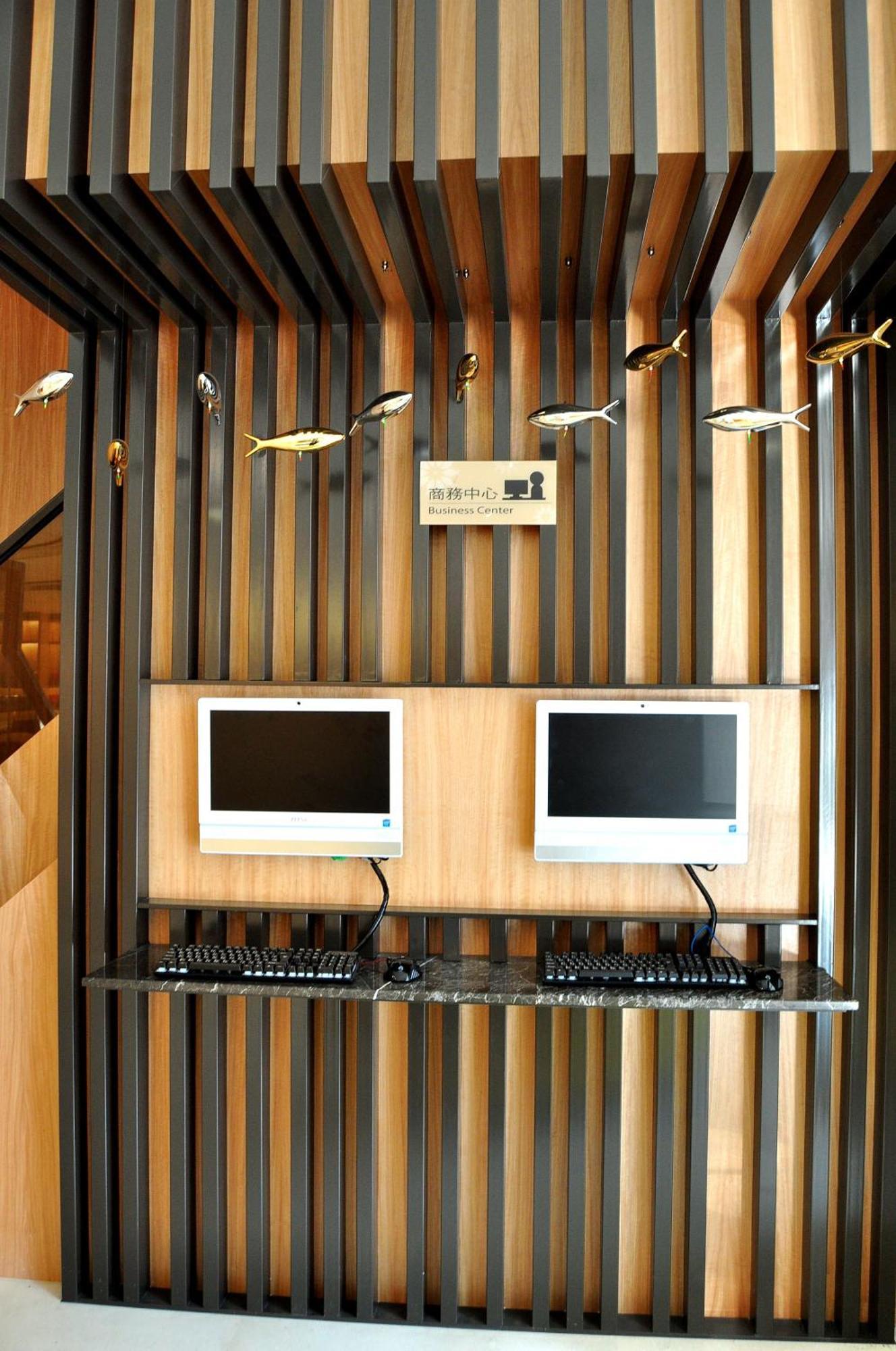 Fish Hotel Kaohsiung Bagian luar foto