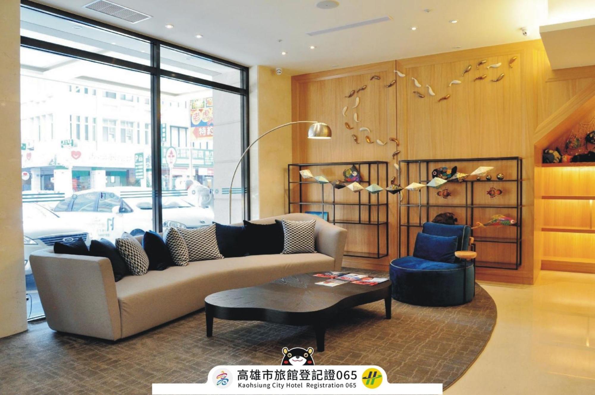 Fish Hotel Kaohsiung Bagian luar foto